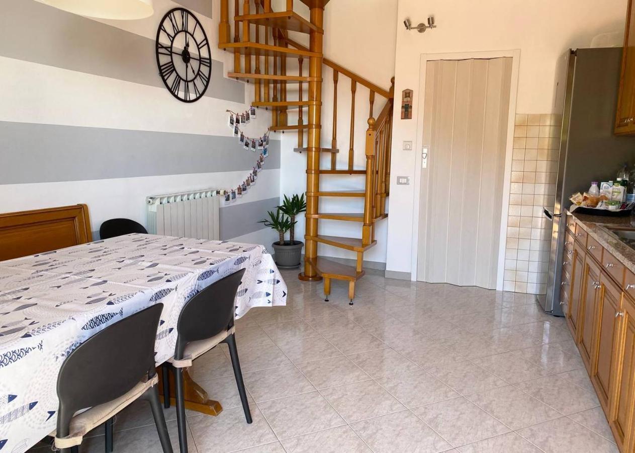 מונטרוסו אל מארה Sunrise Apartament מראה חיצוני תמונה